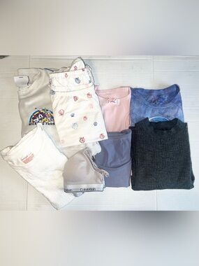 Lot of Girls Tops Size 14/16, 8 piece casual top Lot